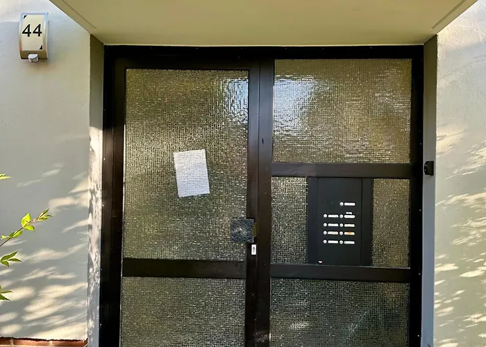 Akram V - Fuer Erholsame Ferien ヒルデスハイム